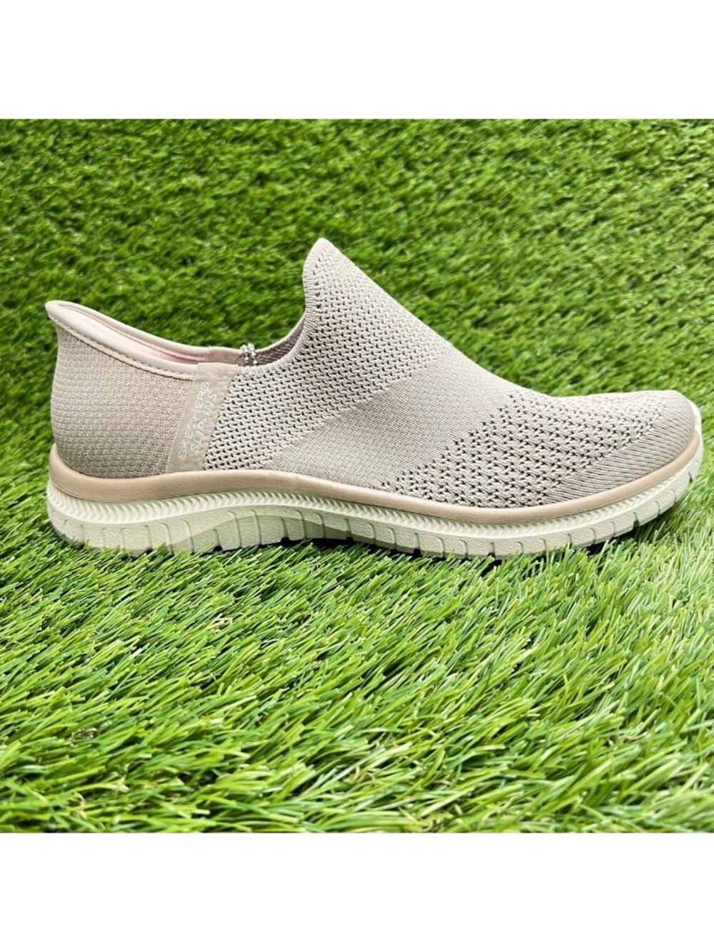 Skechers Virtue-Sleek Womens Size 6.5 Taupe Athletic Slip-On Shoes Sneakers
